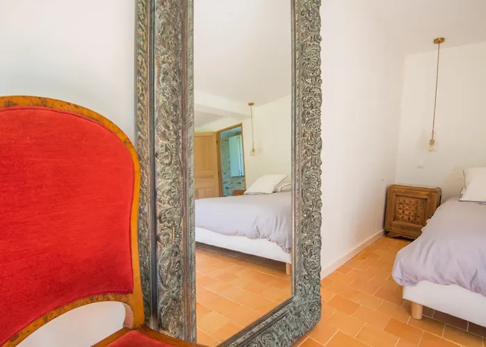 L'elegante בית נופש