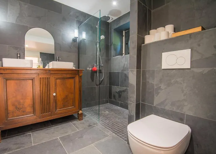 L'elegante בית נופש